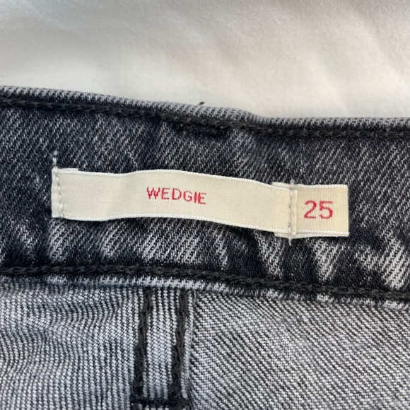 Levis High Waist Skinny Jean Black Wash Women’s Size 25 VINTAGE - Picture 8 of 16